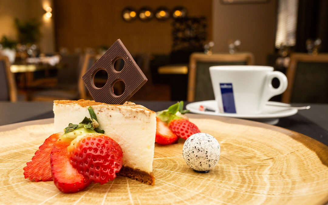 Walentynki w Toruniu – romantyczny pobyt w Hotelu Filmar