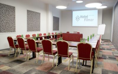 Jak zorganizować konferencję, która zrobi wrażenie? Poradnik krok po kroku